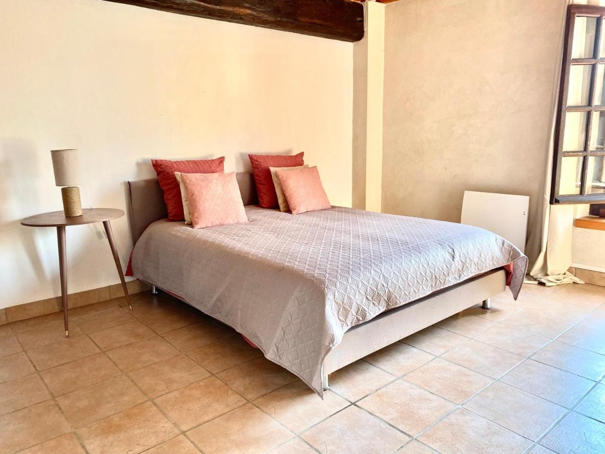Domaine Du Cellier De La Couronne Bed & Breakfast Sezanne Ngoại thất bức ảnh